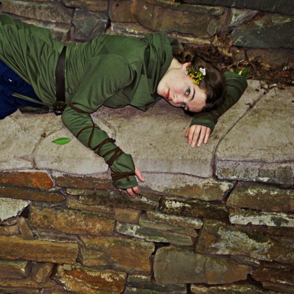 Meet your Posher, Emma - Picture 1 of 2